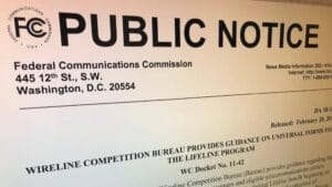 FCC Public Notice on Universal Lifeline Forms